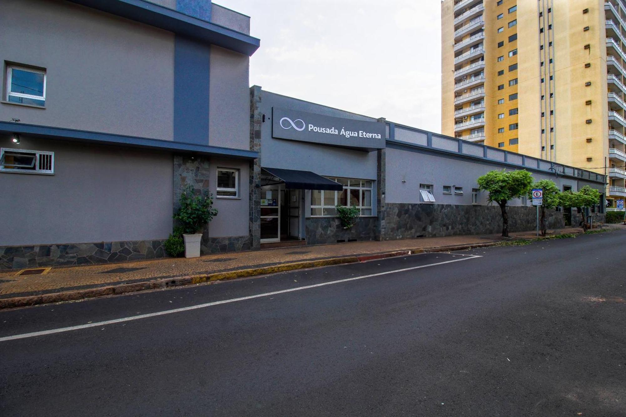 Olímpia Pousada Agua Eterna - Proximo Ao Museu De Cera, Hot Beach E Thermas Dos Laranjais מראה חיצוני תמונה